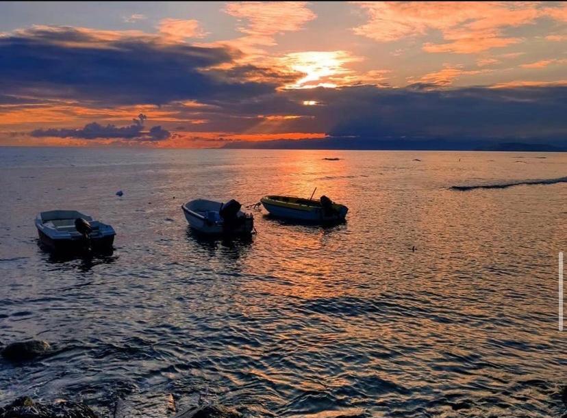 Casa Tranquilla A Pochissimi Passi Dal Mare Βίλα Sant'Andrea  Εξωτερικό φωτογραφία